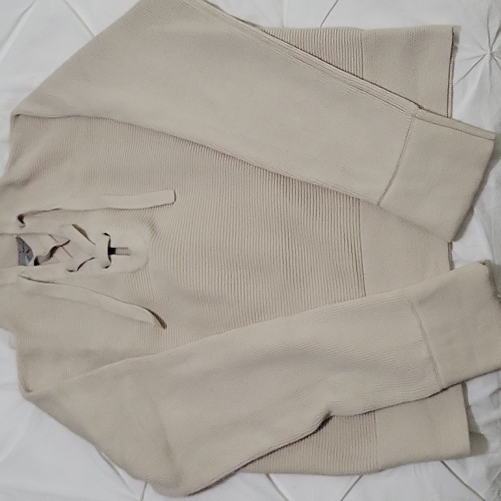 Everlane pullover sweater